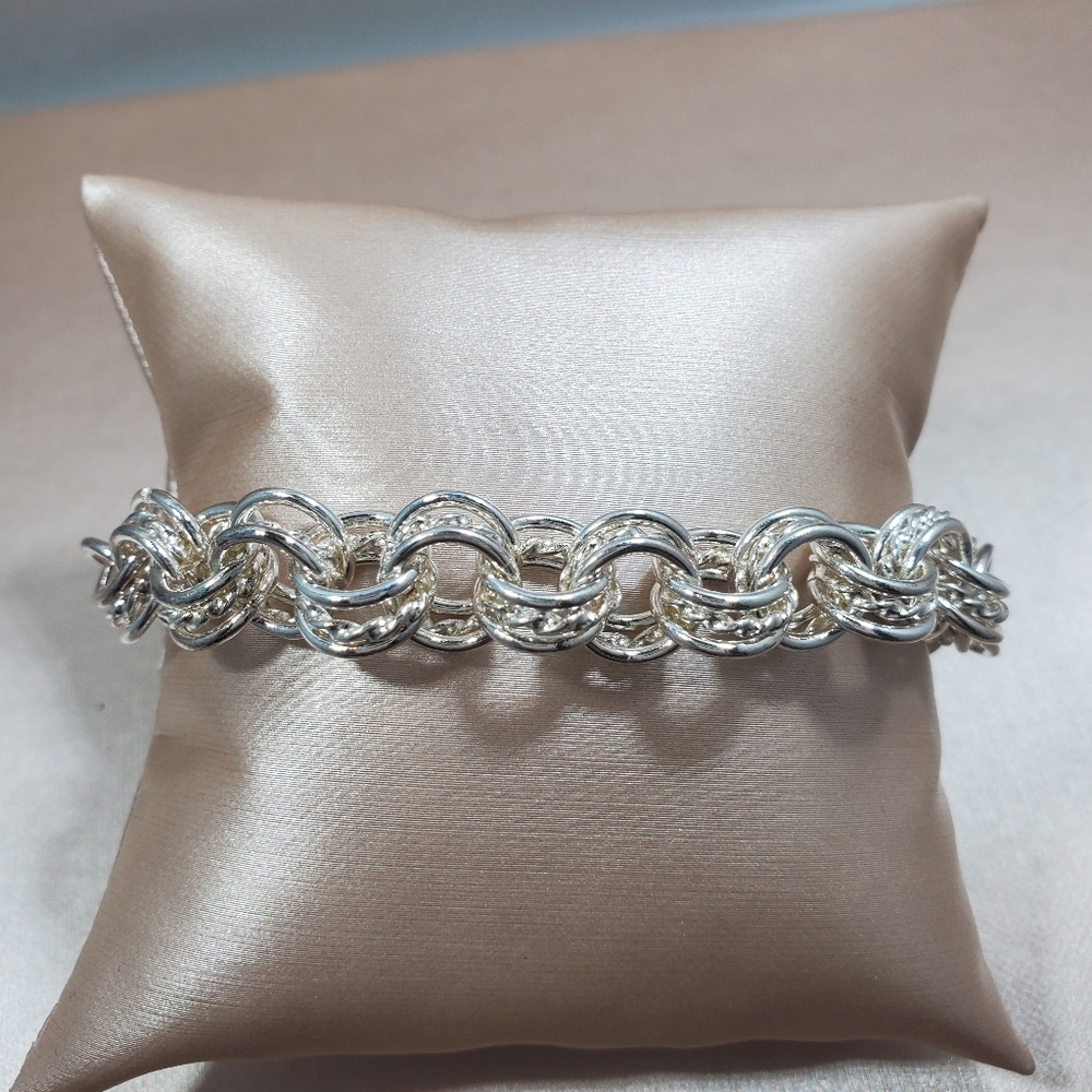Nwot triple ring sterling silver bracelet